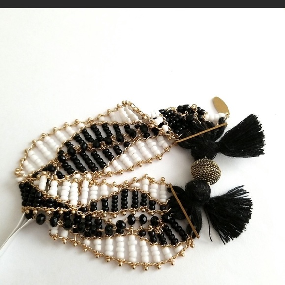 NWT ANTHROPOLOGIE Zig Zag Beaded Bracelet
Serefina - Picture 3 of 3